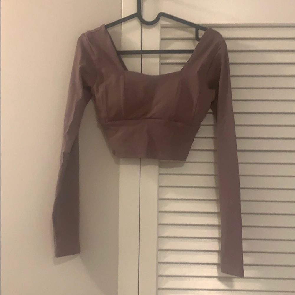 NWOT workout|yoya long sleeve crop top